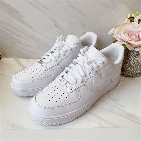 Nike white air force 1